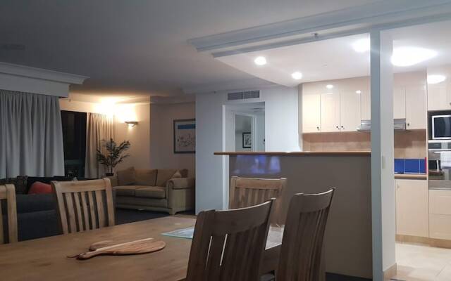 Crown Tower 25th Floor by Gold Coast Premium