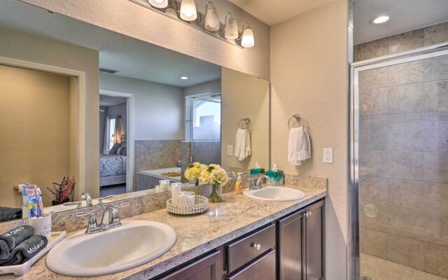 Eagle Lake Home < 7 Mi to Legoland!