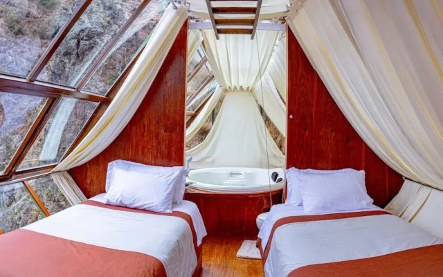 Vertical Sky Luxury Suites