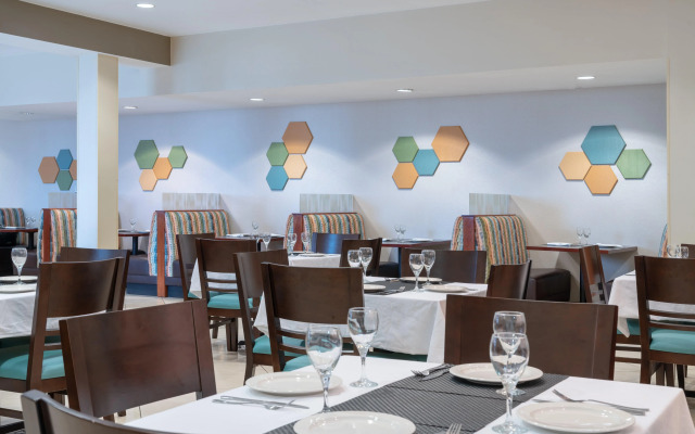 Holiday Inn Manassas - Battlefield by IHG