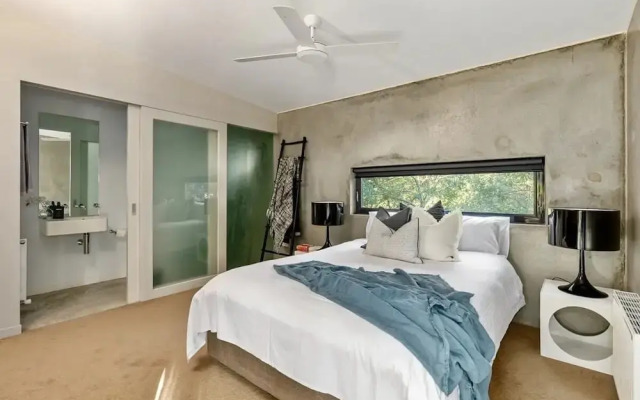 Luxury Portsea Sanctuary Gas Heat Pool Gardens