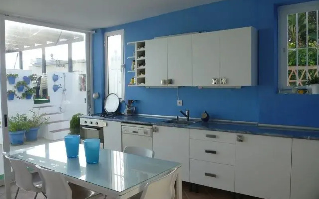 Beach House Costabella