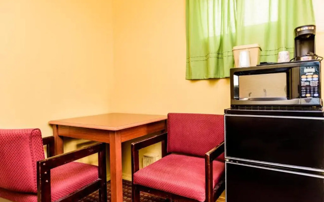 Budget Inn Williamsville