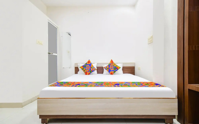 Fabexpress Olive Inn