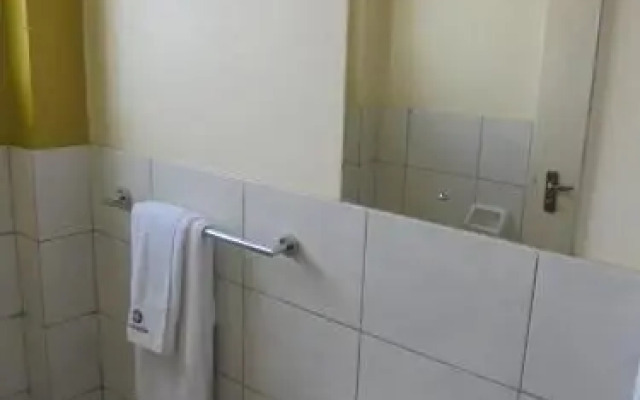 Magharibi Suites Hotel