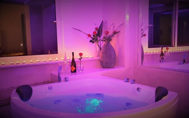 Q Suites Preveza
