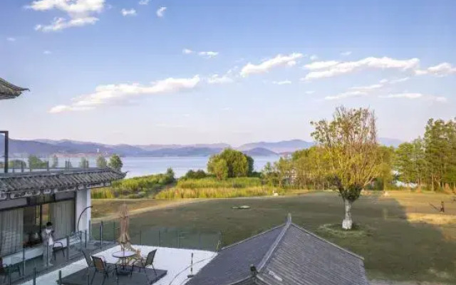 Guanlan Seaview yard Inn(Longkan Wharf Branch)