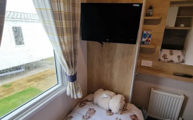 8 Birth Static Caravan