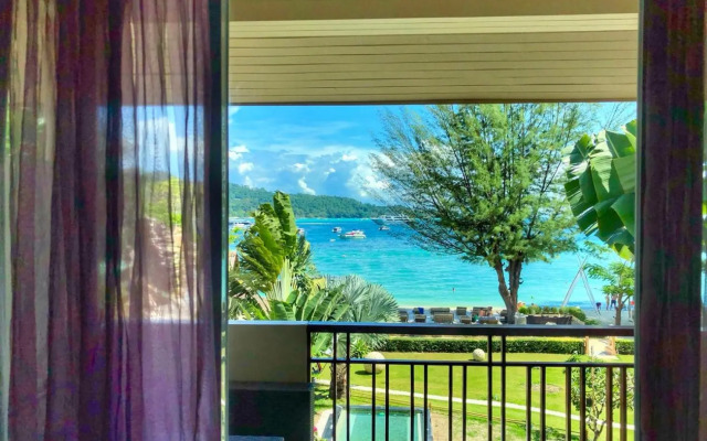 Mama Beach Residence