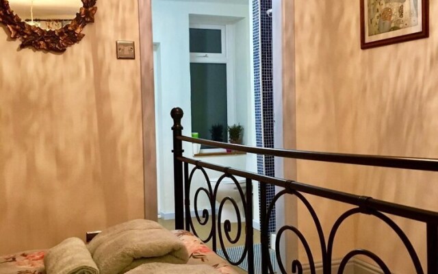 Charming 1-bed House in Hebden Bridge