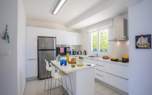 Protaras Seafront Villa Sirina Pearl