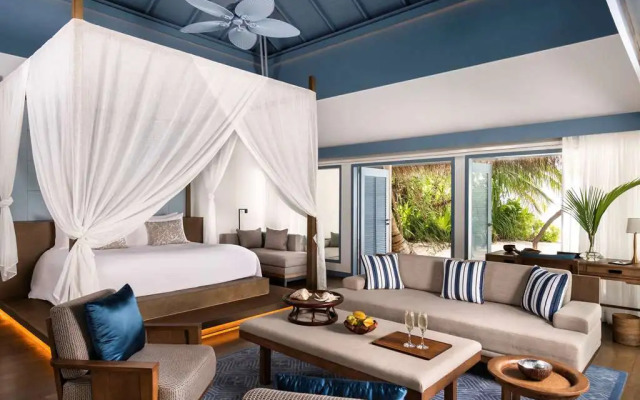 Raffles Maldives Meradhoo Resort