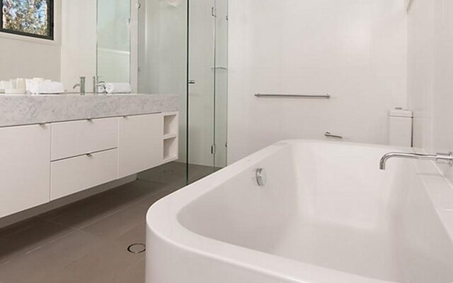 Helcionia Holiday Villa