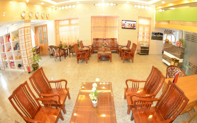 Kaung Myint Hotel