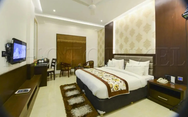 Hotel Palm Galaxy