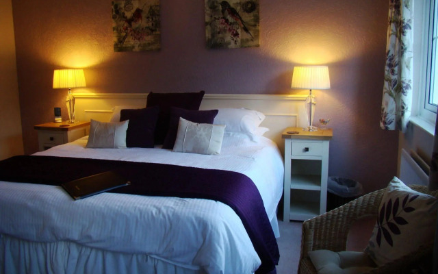 Pine Lodge Guest House