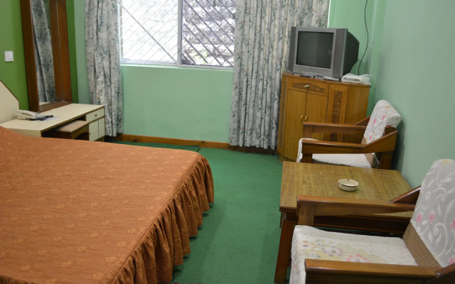 Hotel Dronagiri