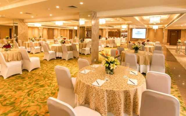 Deventure Sarovar Portico Kapashera