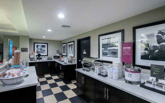 Hampton Inn & Suites Hermosa Beach