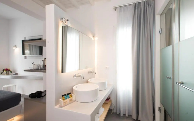 Mina Studio