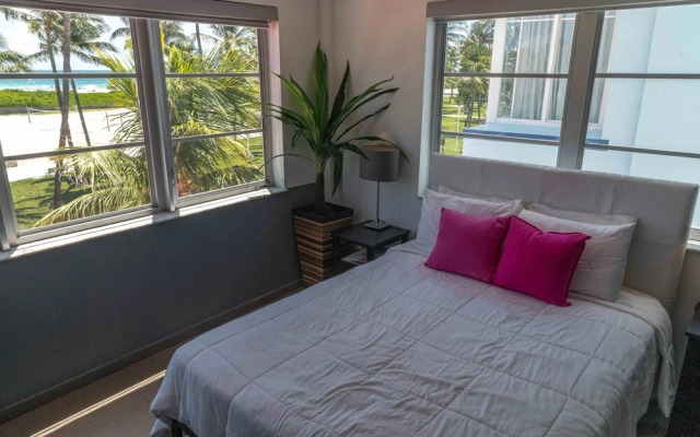 Boulevard Hotel