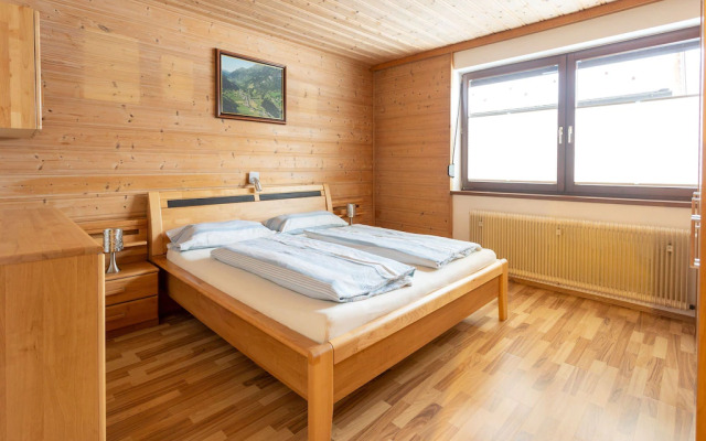 Beautiful apartment in Salzburg with garden