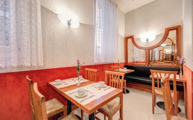 Hotel Atlantide
