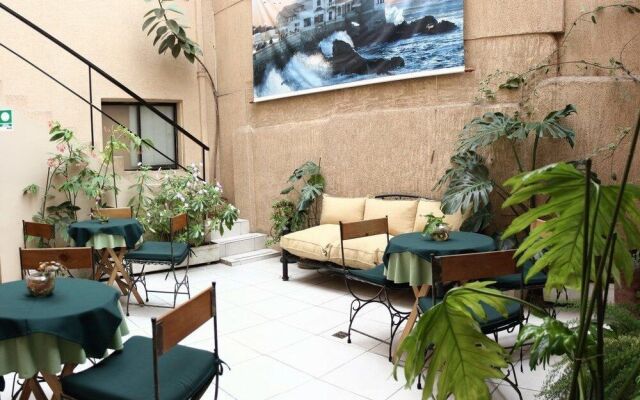 Hotel 3 Poniente