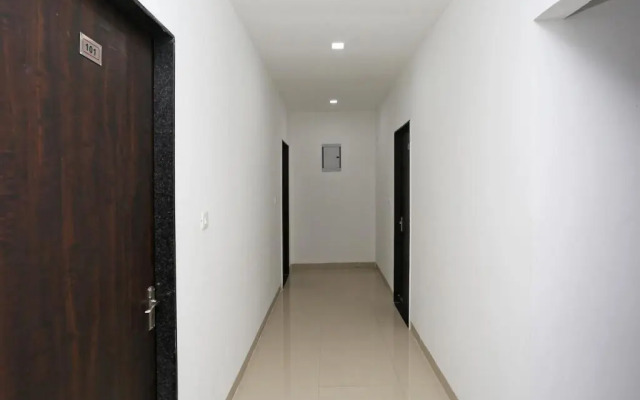 Hotel Cherry Wood by OYO Rooms