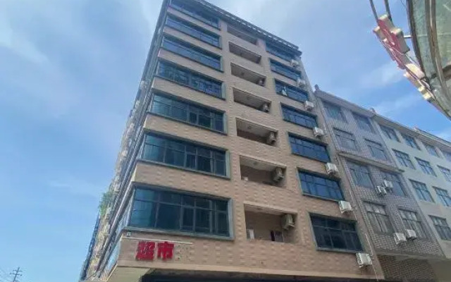 Ugele Hotel