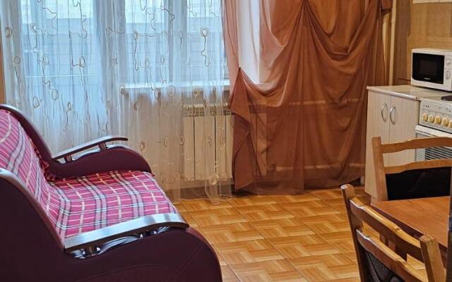 HomeHotel (ХоумХотел) на улице Краснодонцев 19 корпус 1