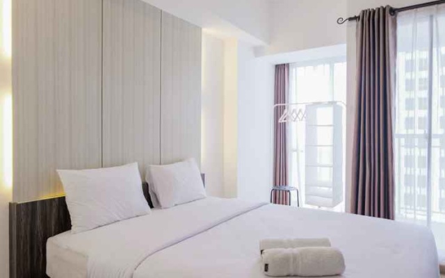 Nice and Fully Parquette City View Studio Apartment @ M-Town Residence By Travelio – Guest Rooms – Tangerang