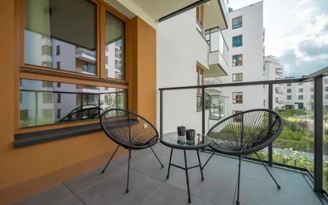 Ludwiki Apartment by Renters Prestige