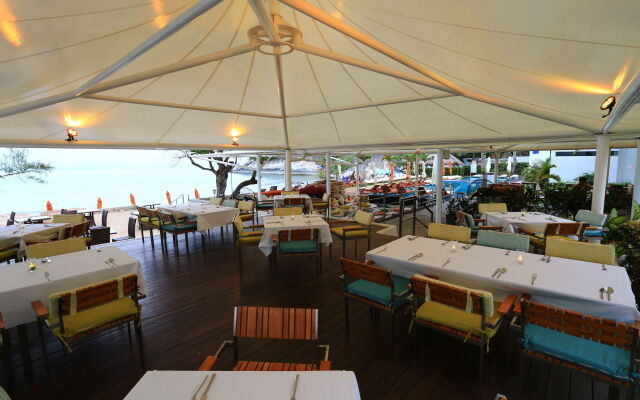 Sanae Beach Hua Hin