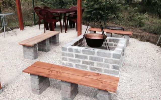 Dunazug Apartmanház