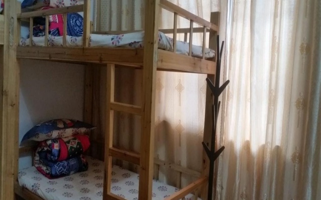 Yangshuo Manyao Hostel – Guest Rooms – Guilin