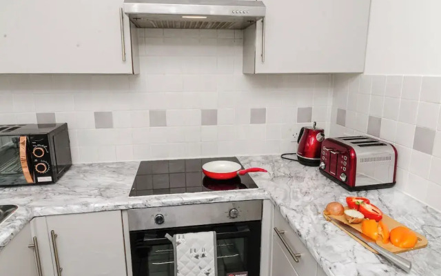 Corby-2 Bedroom-1bathroom-parking - Upto 5 Guests