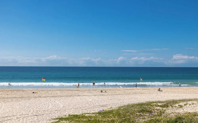Surfsong on Miami Beach