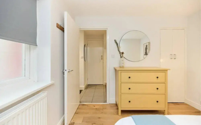 The Brunswick Retreat - Warm 3bdr Flat With Balcony