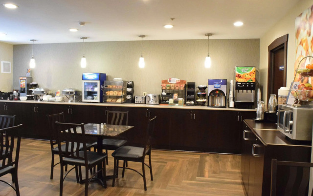 Best Western Crown Inn & Suites