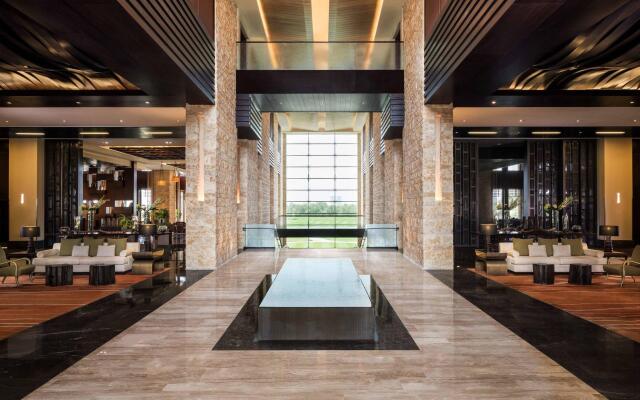 VOGO Abu Dhabi Golf Resort & Spa