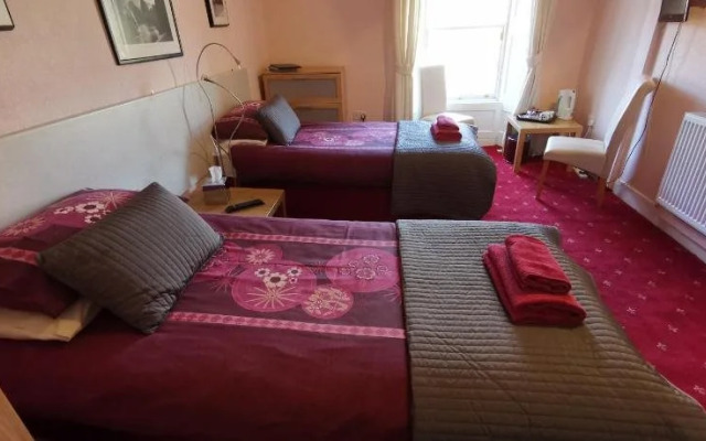 St. Ronan's Hotel by OYO Rooms
