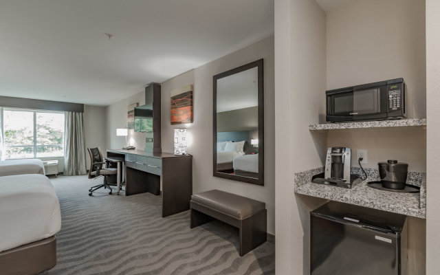 Holiday Inn Mishawaka by IHG