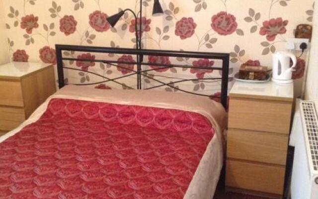 Hornby Villa 4*B&B Couples & Families Only