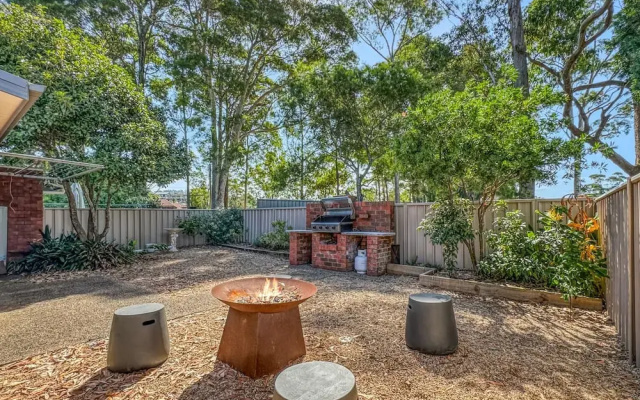 Spacious 2-bed Townhouse With BBQ