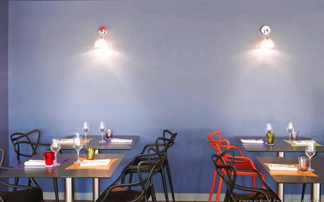 ibis Styles Arles Palais des Congrès