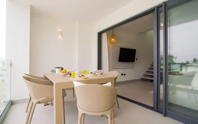 Luxury Penthouse 3 Bedroom Ocean Views