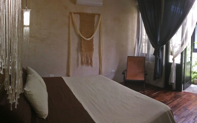 La Flor Casa Boutique