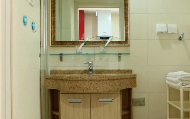 Dalian Shangfang Harbor View Hotel