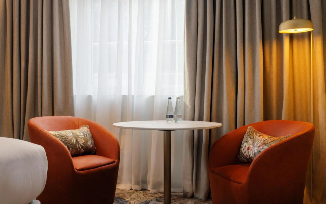 DoubleTree by Hilton Bristol North